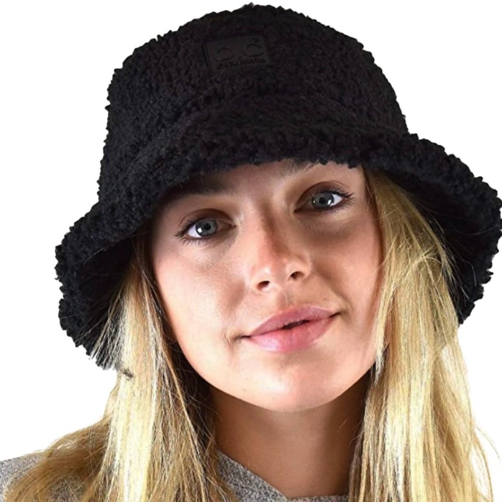 NWOT C.C Exclusives Black Sherpa Bucket Hat